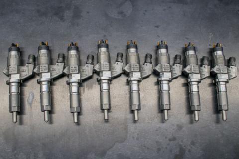 Chevy Duramax 01-04 LB7 Brand New 200% Over Injector Set (SAC Nozzles) Dynomite Diesel