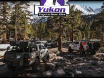 Ring &amp;amp; Pinion Gear Kit Package Front &amp;amp; Rear With Install Kits - Toyota 8/7.5R Toyota Tacoma 95-04 4Runner 96-02 With Factory Locker (8/7.5R) 4.56 Ratio Gear Package Yukon Gear